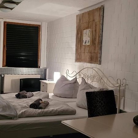 Villa Kunterbunt, W-Lan, Office レバークーゼン エクステリア 写真